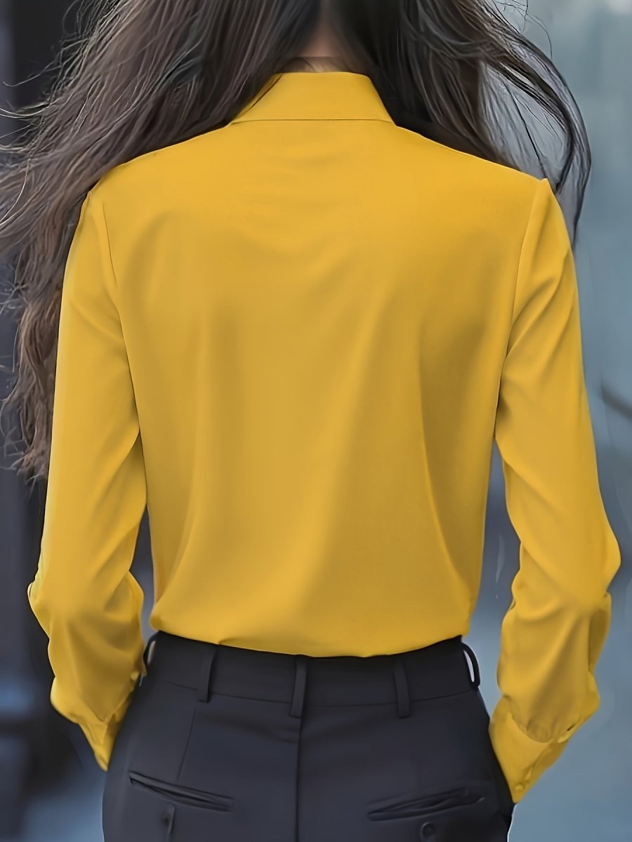 Dwynna™ – Blouse à nœud volanté et manches longues - L'Atelier de Fleure