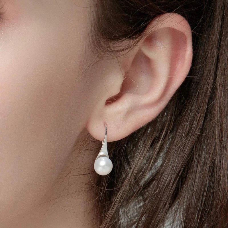 Éloïse™ - Boucles d’oreilles pendantes classiques avec perle - L'Atelier de Fleure