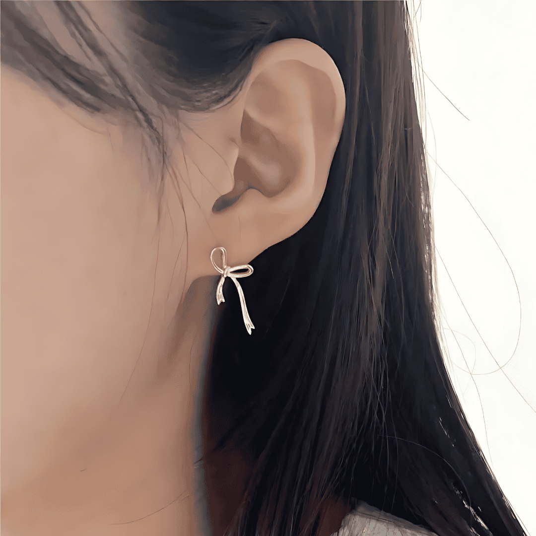 Nina™ - Boucles d’Oreilles Clous Nœud - L'Atelier de Fleure